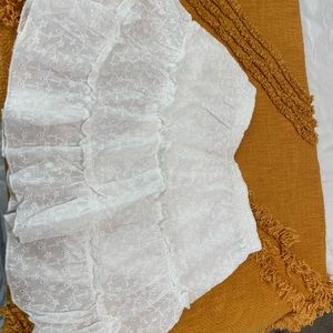 White skirt. Never Worn